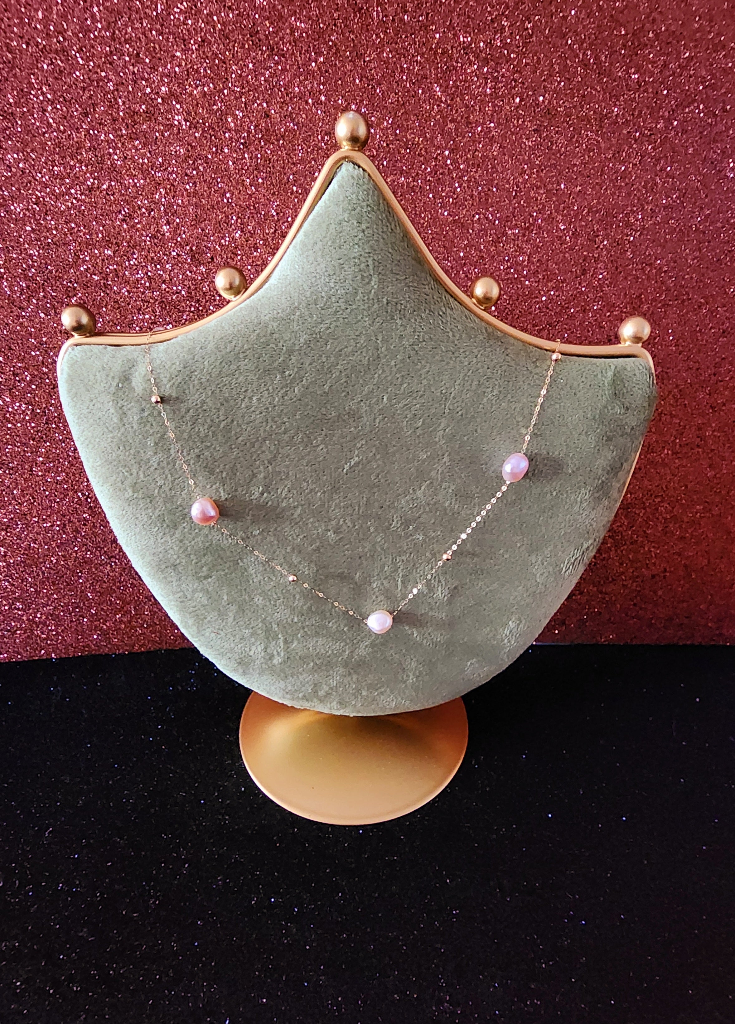 Collar de oro 18K con perlas de agua dulce colores suaves